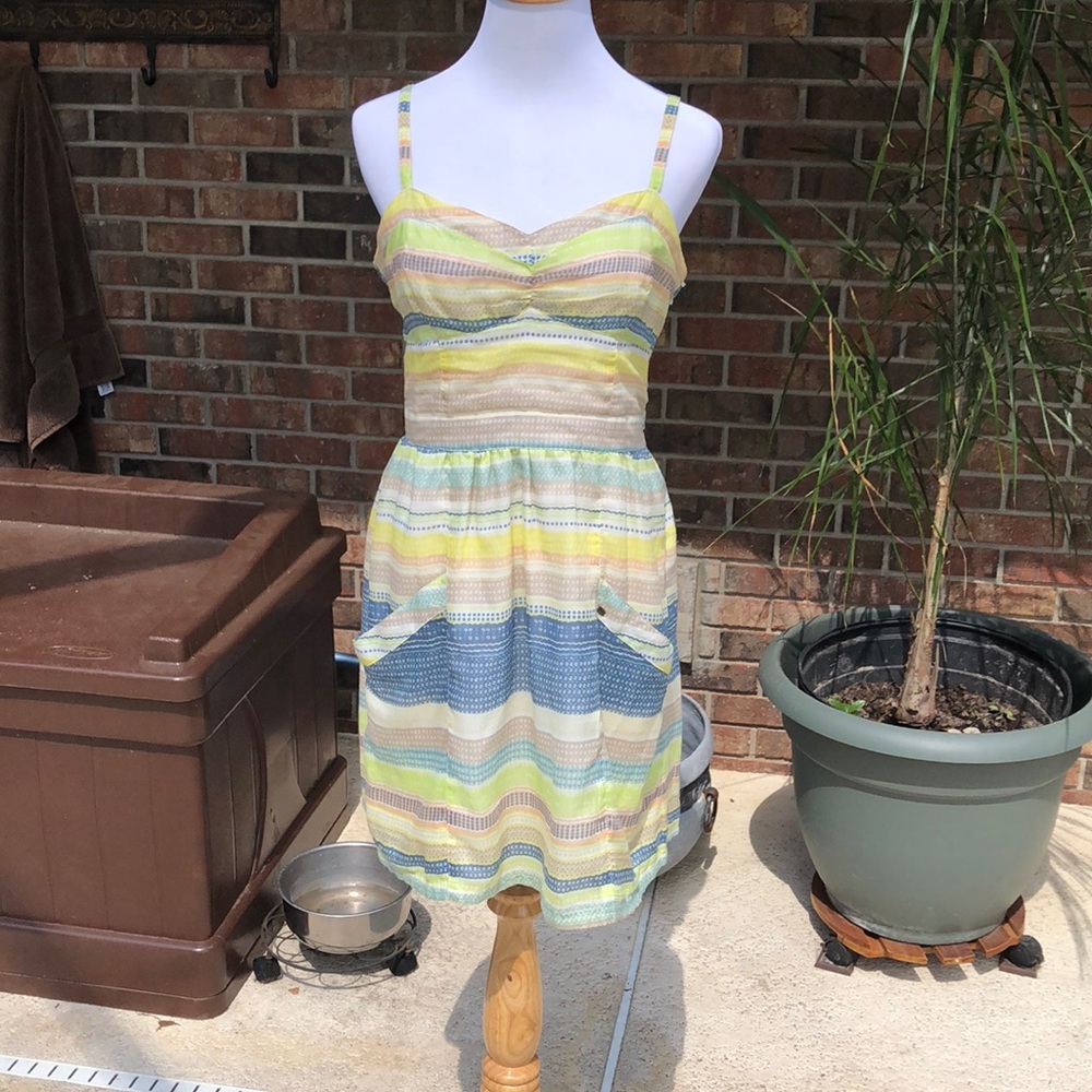 O’Neill Strappy Big Pocket Sundress - size 7